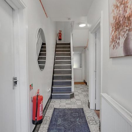 Comfy Double En-Suite Room In Barking Barking  Exterior foto